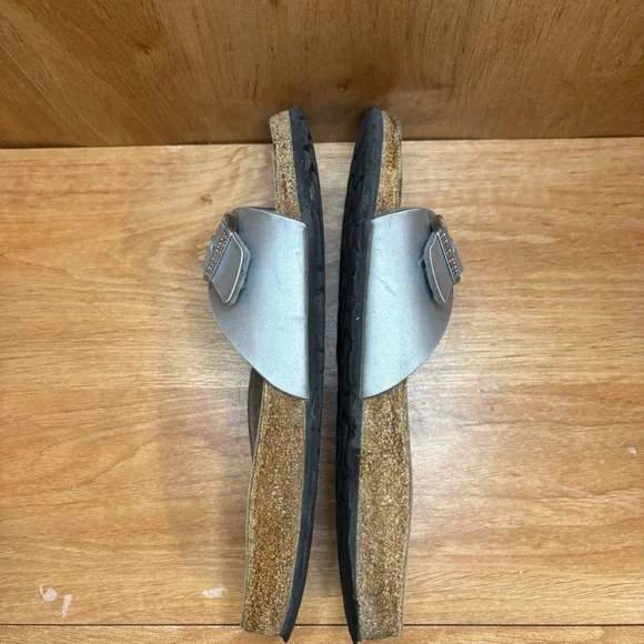 Birkenstock Madrid Women Size EU 40 US 9 Silver One Strap Slip On Sandals Shoes - Picture 3 of 7